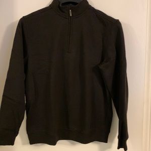 NWOT Men’s black half zip sweatshirt, size medium